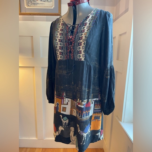 FARM Rio Black Dress with Multicolor City Print Size Small - Picture 8 of 9